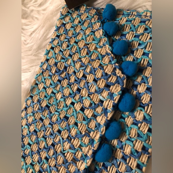 SHEIN clutch handbag & earrings - Picture 7 of 9